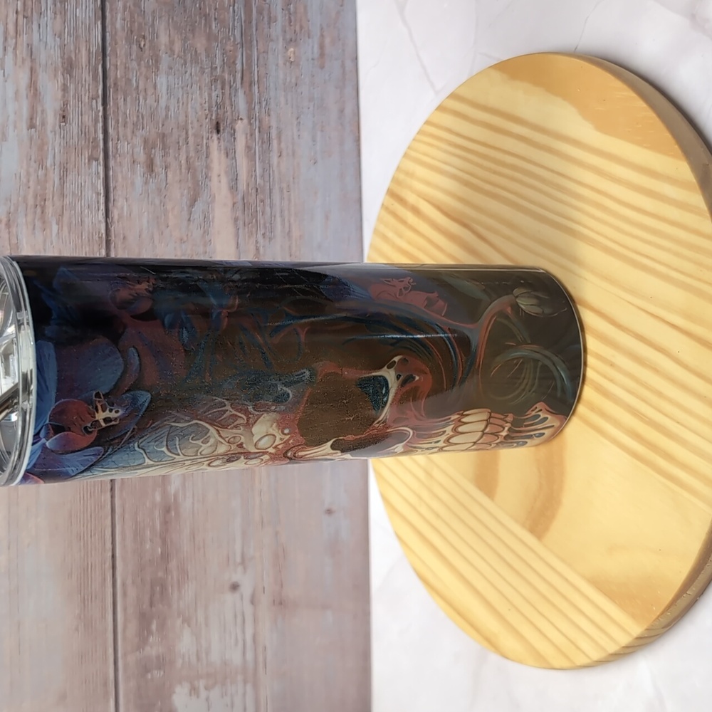 Skull Design Tumbler 20oz Stainless Steel Tumbler - Picture 3 of 4